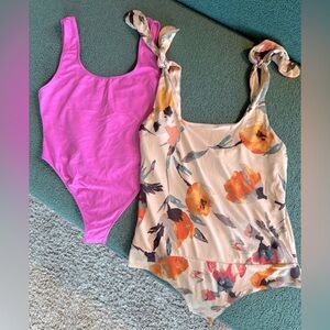 2x bodysuits, one price - S